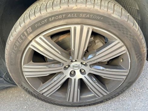 Used 2020 Volvo XC90 T6 Inscription w/ Protection Package Premier AWD/4WD image 4