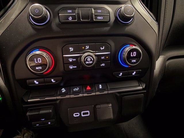 Used 2022 Chevrolet Silverado 2500 LT w/ Convenience Package AWD/4WD image 15