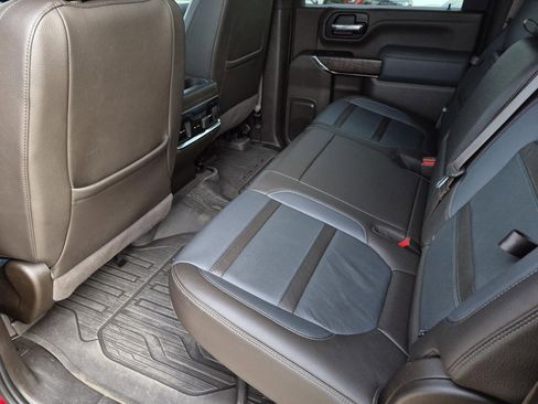 Used 2022 GMC Sierra 3500 Denali w/ Denali Ultimate Package image 14