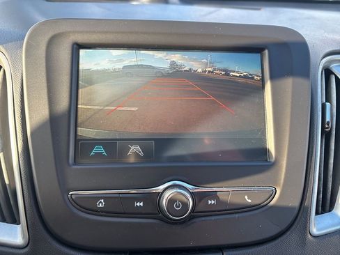 Used 2017 Chevrolet Malibu LS image 25