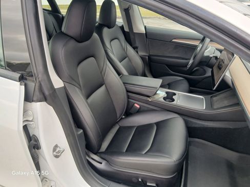 Used 2023 Tesla Model 3 Standard Range image 19