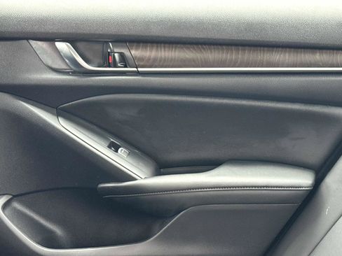 Certified 2021 Honda Accord EX-L image 15