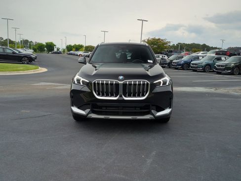 Certified 2025 BMW X1 xDrive28i w/ Premium Package image 3