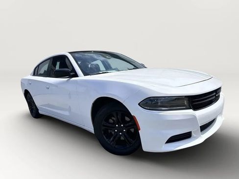 Used 2022 Dodge Charger SXT RWD image 6