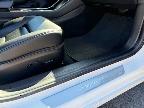 Used 2019 Tesla Model 3 AWD/4WD image 19