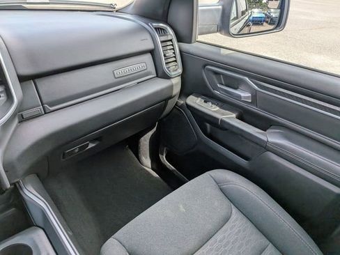 Used 2025 RAM 1500 Big Horn AWD/4WD image 17