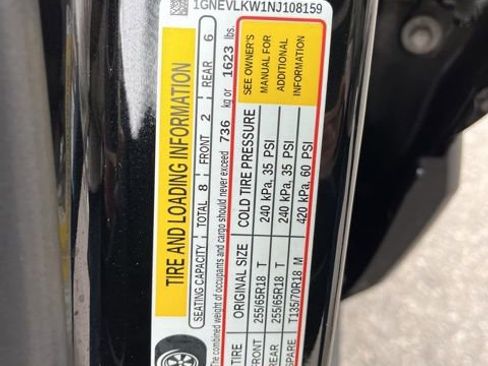 Used 2022 Chevrolet Traverse LS image 22