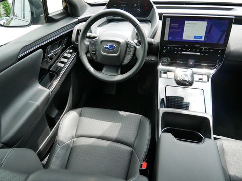 Used 2023 Subaru Solterra AWD image 9