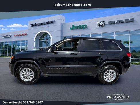 Used 2019 Jeep Grand Cherokee Laredo AWD/4WD image 4