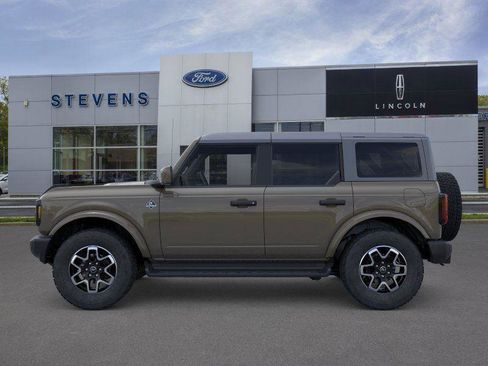 New 2026 Ford Bronco Outer Banks AWD/4WD image 4