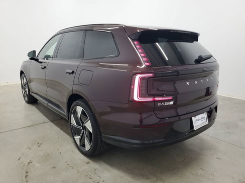 New 2025 Volvo EX90 Ultra w/ Protection Package Premier AWD/4WD image 7