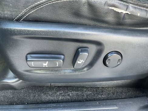 Used 2017 Toyota 4Runner Limited AWD/4WD image 16