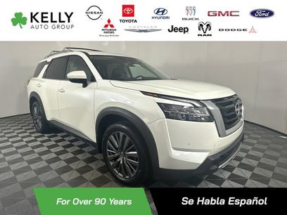 Certified 2023 Nissan Pathfinder SL w/ SL Premium Package