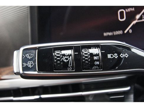 Certified 2025 Cadillac Escalade Sport Platinum w/ LPO, Floor Liner Package image 18