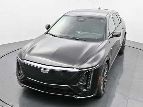 New 2026 Cadillac Lyriq V w/ LPO, Floor Liner Package image 23