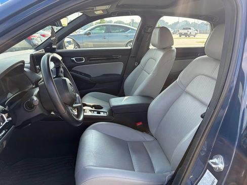 Used 2025 Honda Civic Sport image 8
