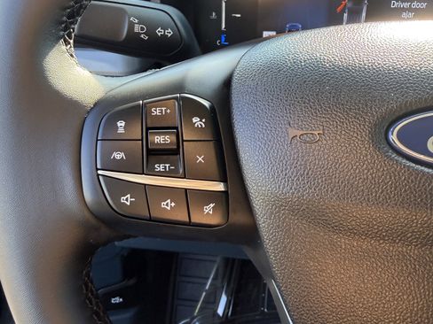 Used 2025 Ford Maverick Lariat w/ Black Appearance Package image 21