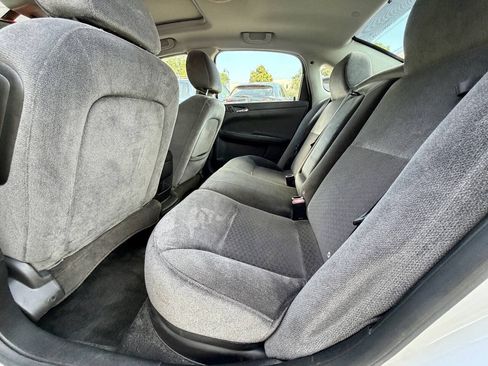 Used 2012 Chevrolet Impala LT w/ LT Sunroof Package FWD image 18