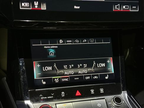 Certified 2023 Audi e-tron S Premium Plus AWD/4WD image 21
