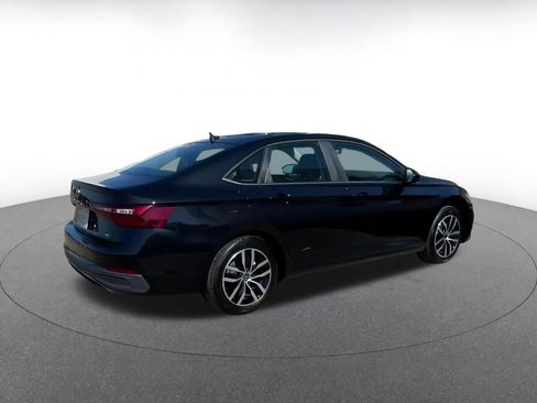 Used 2025 Volkswagen Jetta SE image 15