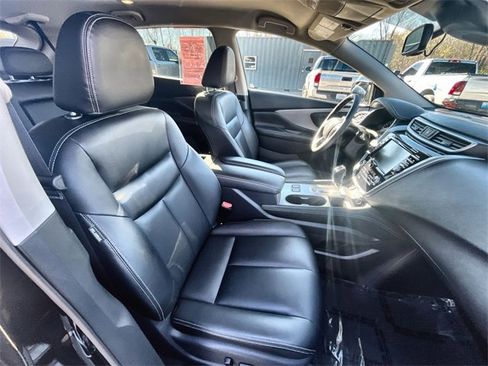 Used 2023 Nissan Murano SV w/ SV Midnight Edition Package image 23