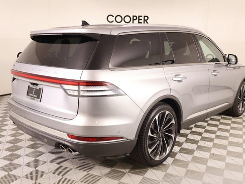Used 2021 Lincoln Aviator Reserve w/ Equipment Group 202A AWD/4WD image 23