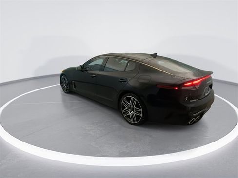 Used 2023 Kia Stinger GT2 image 2