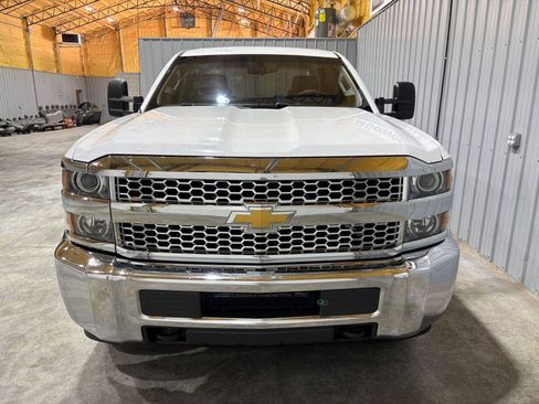 Used 2019 Chevrolet Silverado 2500 W/T AWD/4WD image 7