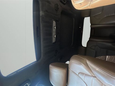 Used 2022 Kia Telluride SX w/ SX Prestige Package AWD/4WD image 25