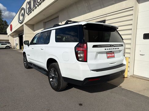 Used 2024 Chevrolet Suburban Z71 AWD/4WD image 6