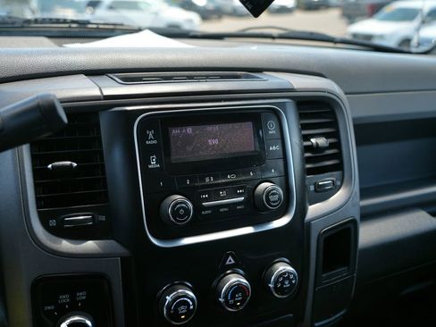 Used 2014 RAM 1500 Tradesman AWD/4WD image 13