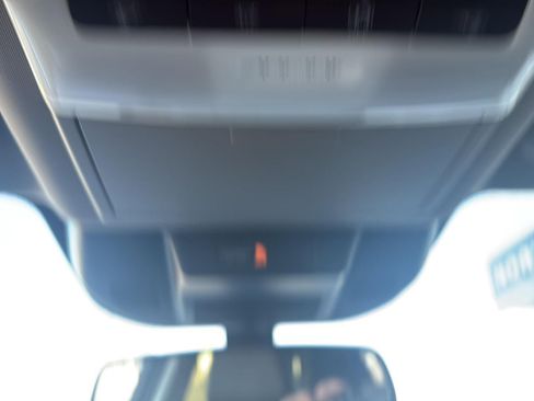 Used 2024 Nissan Rogue Platinum image 27