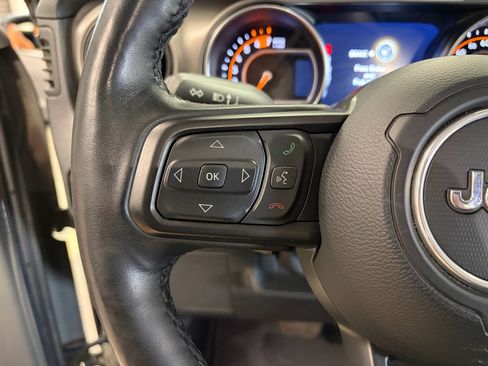 Used 2021 Jeep Wrangler Unlimited Sport AWD/4WD image 11