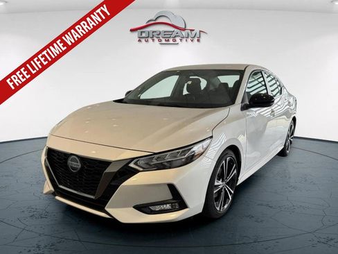 Used 2023 Nissan Sentra SR w/ Electronics Package FWD image 4