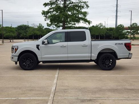 Used 2024 Ford F150 Lariat w/ FX4 Off-Road Package AWD/4WD image 4