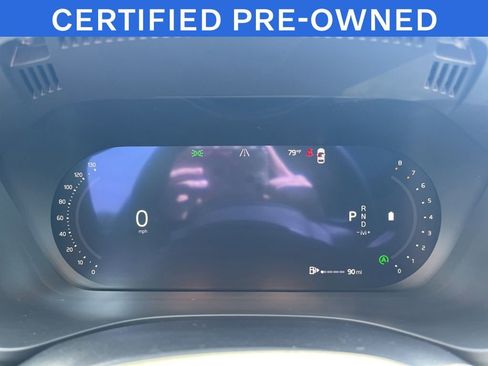 Certified 2025 Volvo XC60 B5 Plus AWD/4WD image 27