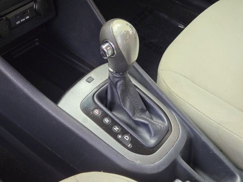 Used 2013 Kia Rio LX image 18