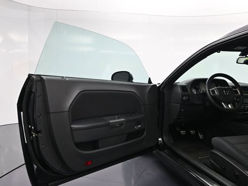 Used 2014 Dodge Challenger R/T w/ R/T Redline Group RWD image 13