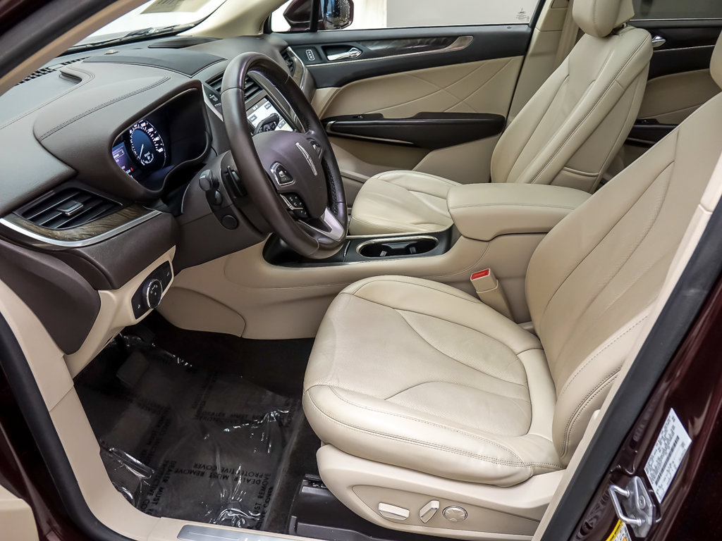 Used 2018 Lincoln MKC Reserve w/ Lincoln MKC Climate Package AWD/4WD image 9