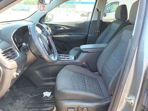 Used 2024 Chevrolet Equinox LT image 8