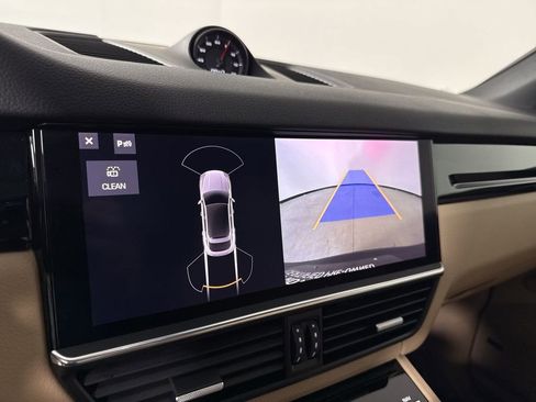 Certified 2021 Porsche Cayenne image 28