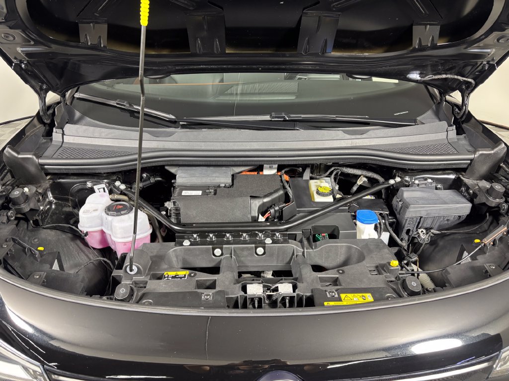 Used 2021 Volkswagen ID.4 Pro S RWD image 24