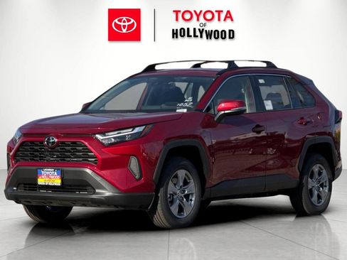 New 2025 Toyota RAV4 XLE image 7
