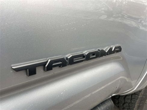 Used 2021 Toyota Tacoma SR5 image 2