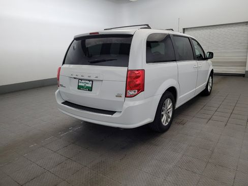 Used 2018 Dodge Grand Caravan SXT FWD image 9
