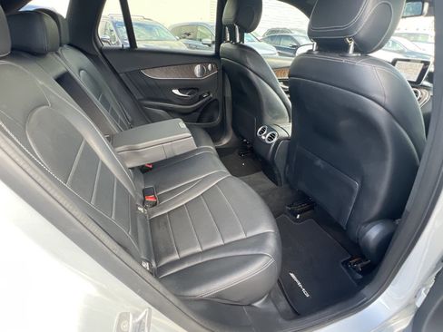 Used 2019 Mercedes-Benz GLC 350e 4MATIC image 18