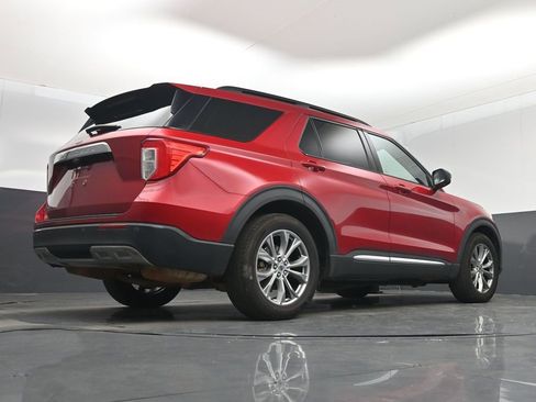 Used 2020 Ford Explorer XLT w/ Equipment Group 202A image 45