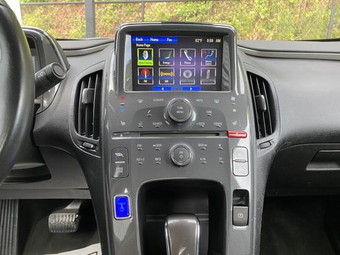 Used 2012 Chevrolet Volt Premium w/ Premium Trim Package FWD image 24