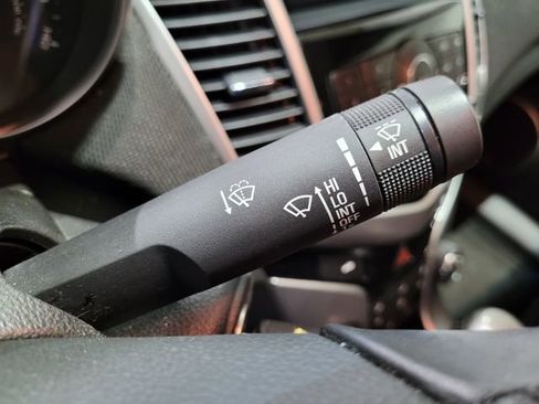 Used 2016 Chevrolet Cruze LT image 33