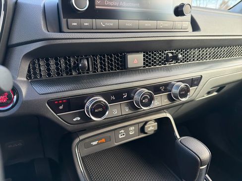 Certified 2023 Honda CR-V EX image 32